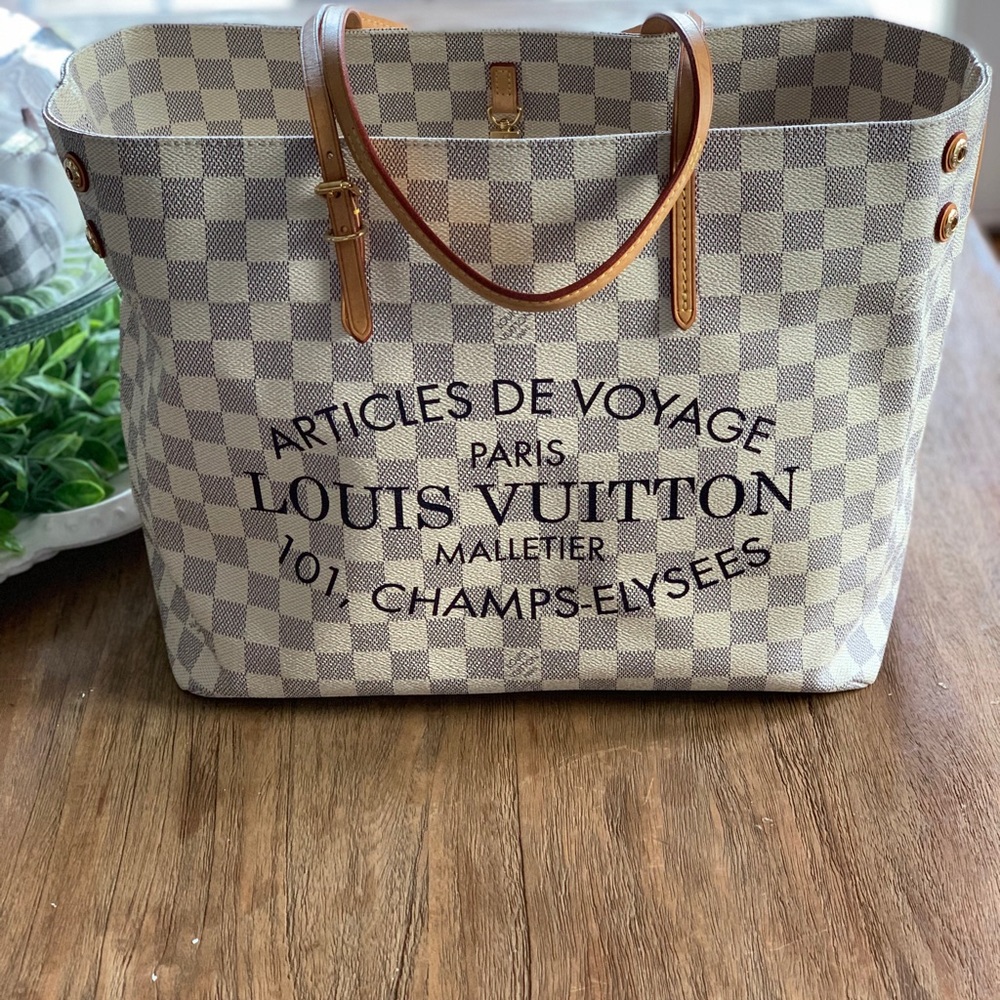Louis Vuitton Authentic Handbag